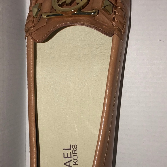 Michael Kors Charm leather moccasins size 6 - Picture 3 of 7